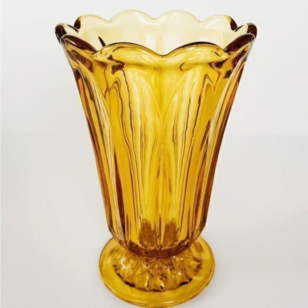 Vintage Anchor Hocking "Fairfield" Amber Honey Gold Diamond Cut Vase​​